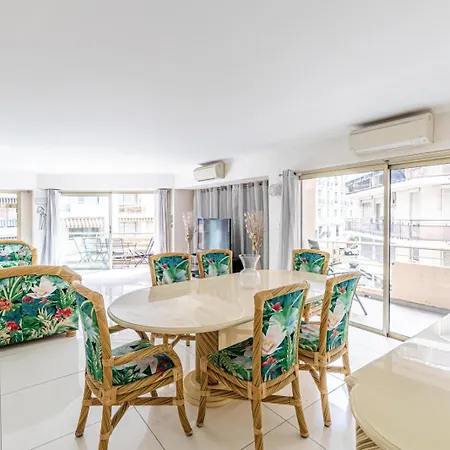 4 Pieces Balcon Proche Martinez A3b130 Appartement